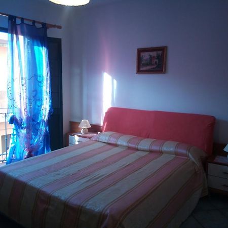 Sa Domu Sarda Casa Vacanza Piscinas Exteriér fotografie