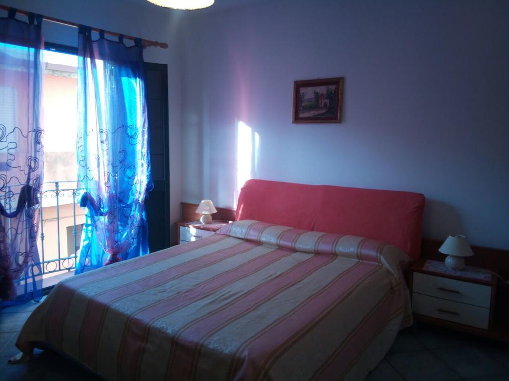 Sa Domu Sarda Casa Vacanza Piscinas Exteriér fotografie